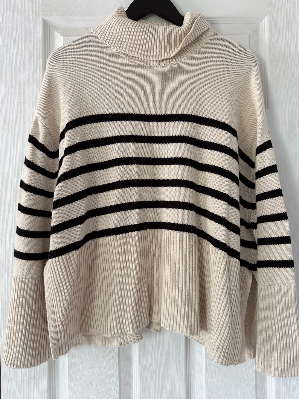 GAP Cream and Black Oversized Striped Preppy Turtleneck Sweater, Women’s Medium
